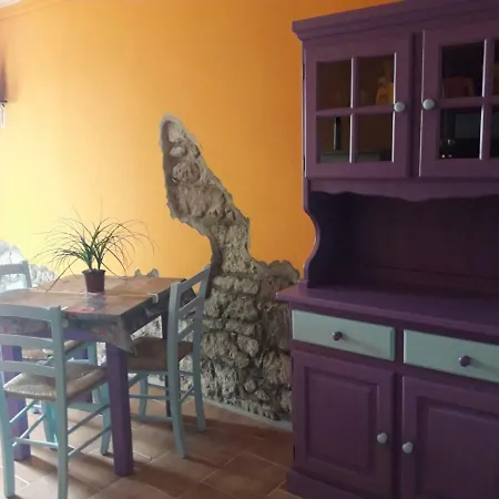 Casa Graci Konukevi Bosa